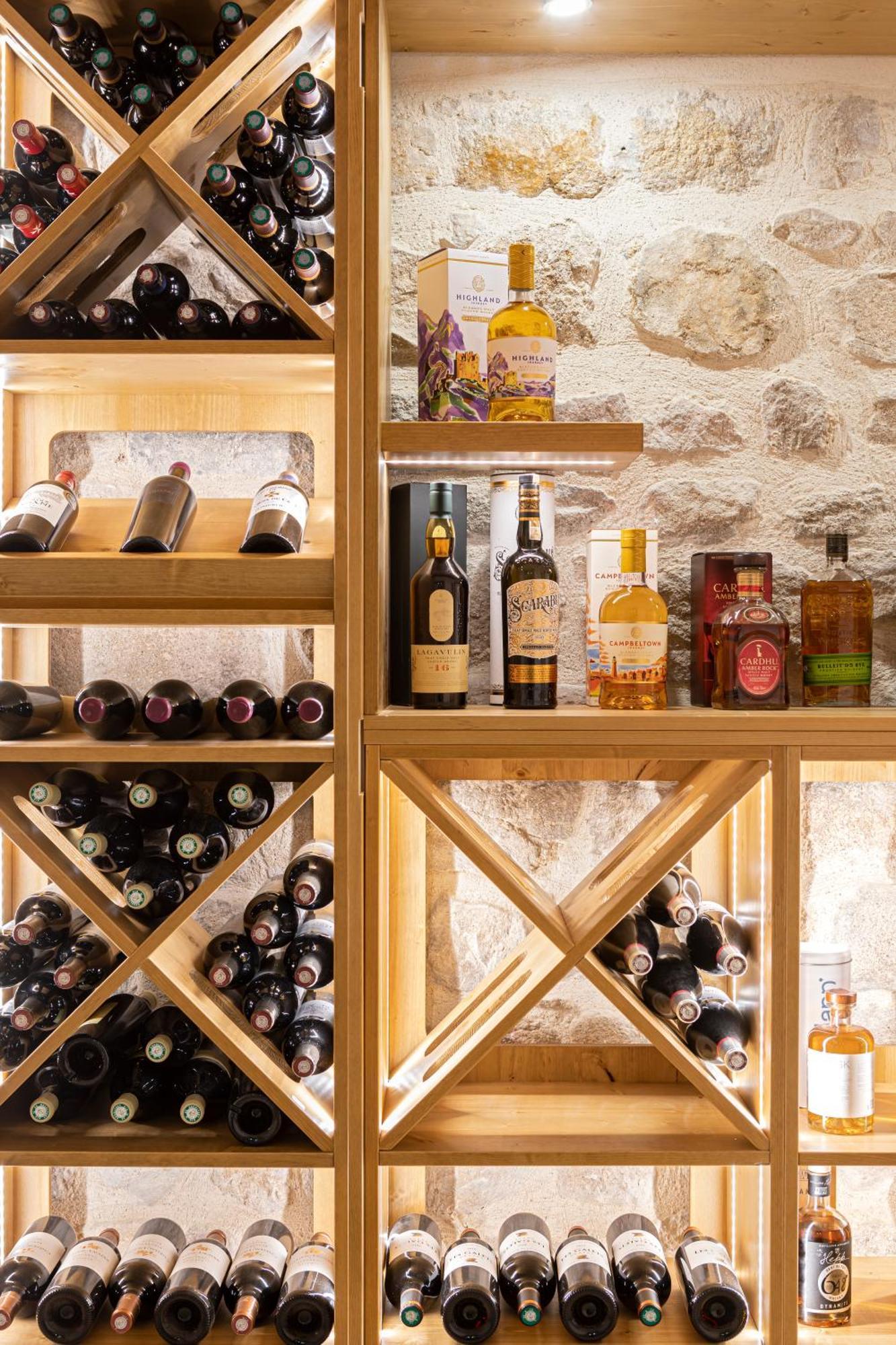Domaine Et Chateau De Valinches Marols 外观 照片